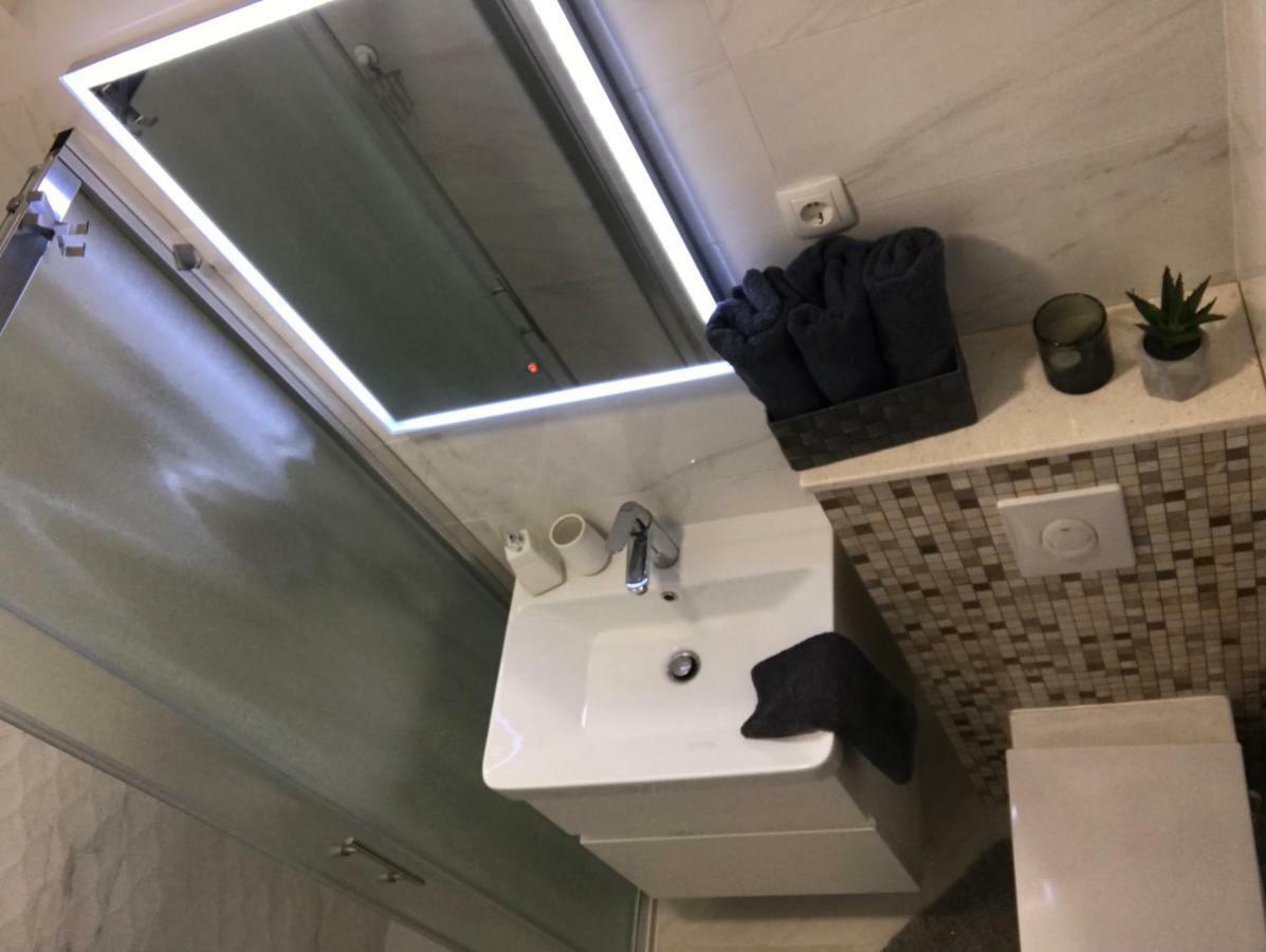 M&R Daire Split Dış mekan fotoğraf